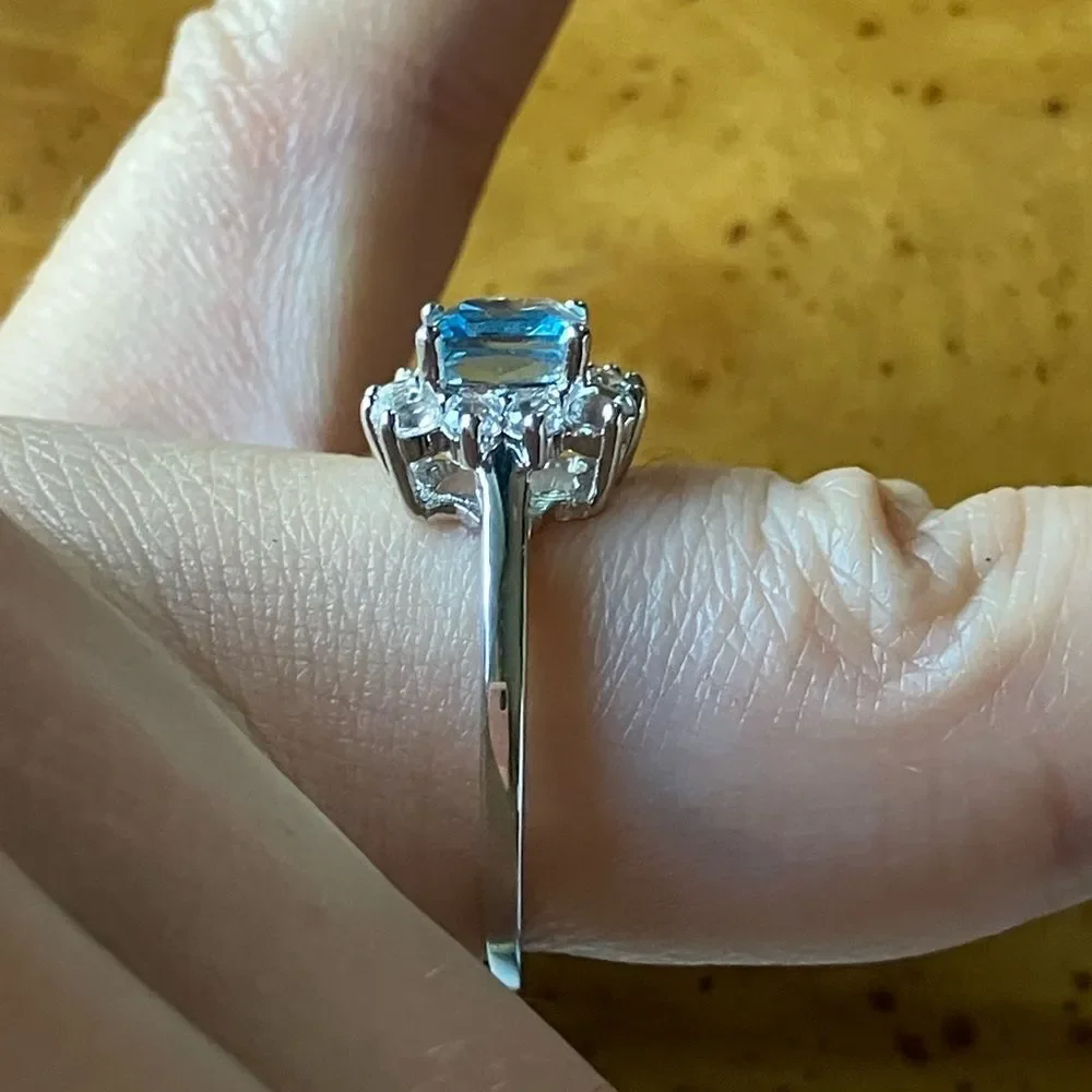 Swiss Blue Topaz Sterling Silver Ring Size 7.75